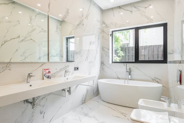 Bathroom Remodel in Sacramento, CA: Clean Lines, Fewer Regrets (and Maybe Fewer Towels)
